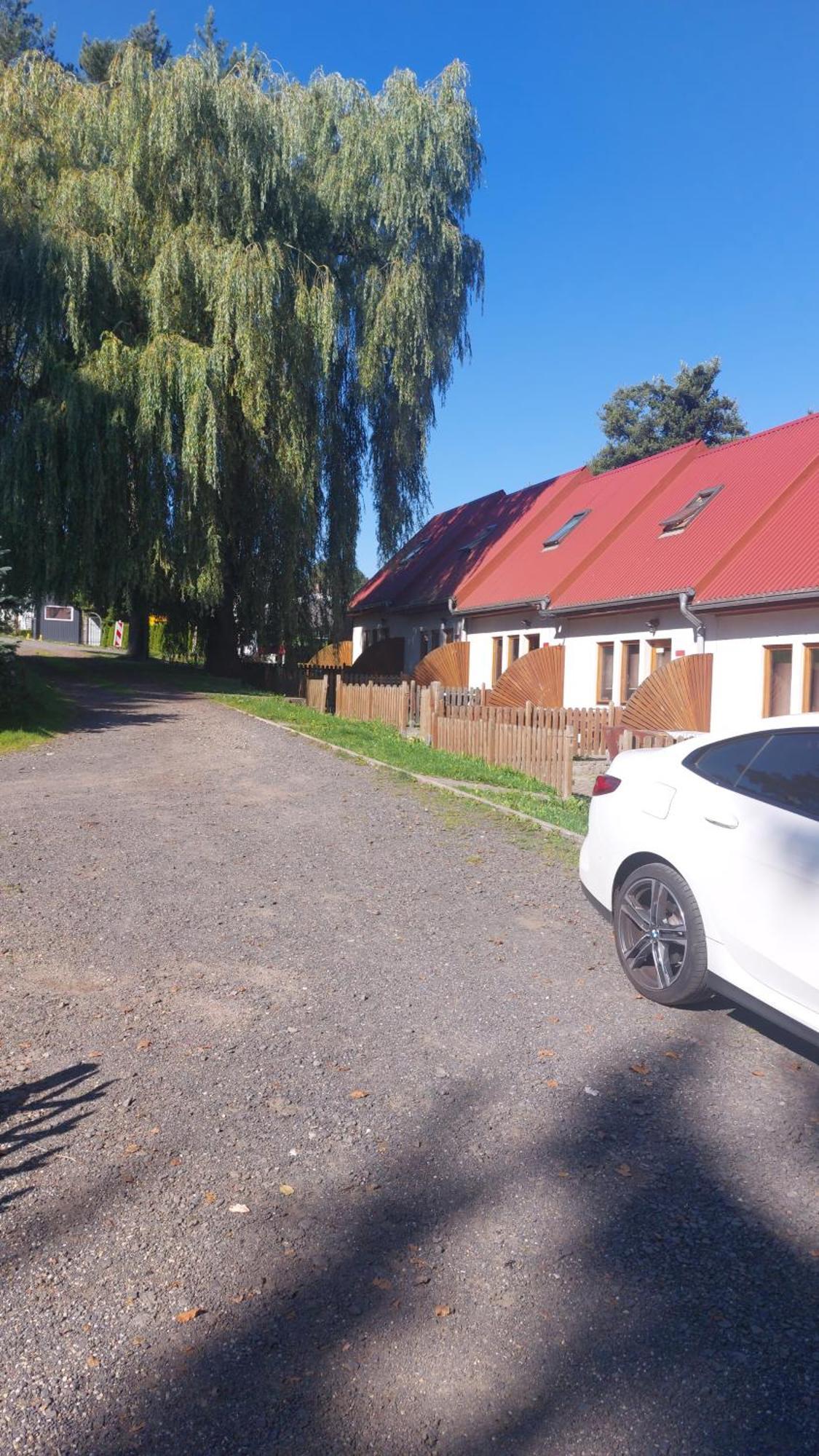 Domki Nad Jeziorem Karlowice エクステリア 写真